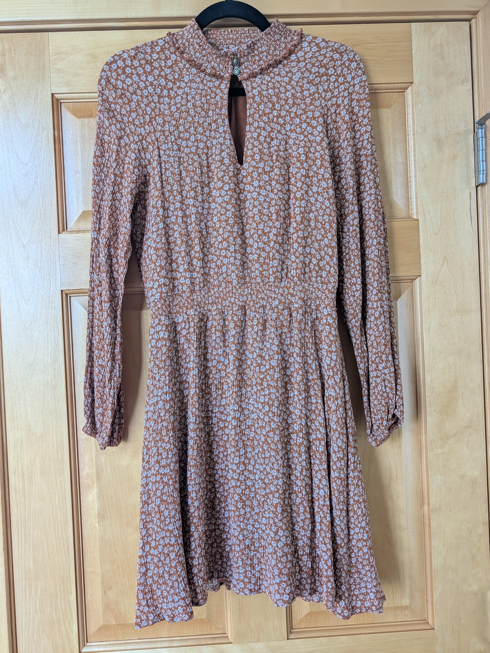 Long Sleeve Rust Floral Keyhole Dress